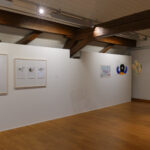 Ausstellungsansicht "30 Glückskekse", Dachgeschoss Ost